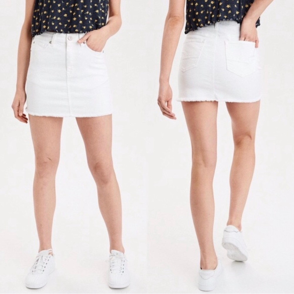 NWOT American Eagle white denim mini skirt size 6